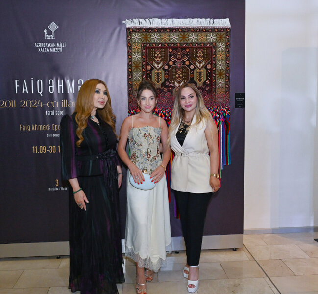 Alyona Əliyeva moda nümayişini izlədi - Fotolar