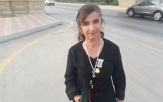 Aytəkin Alxaslı "100 illik" medalı aldı