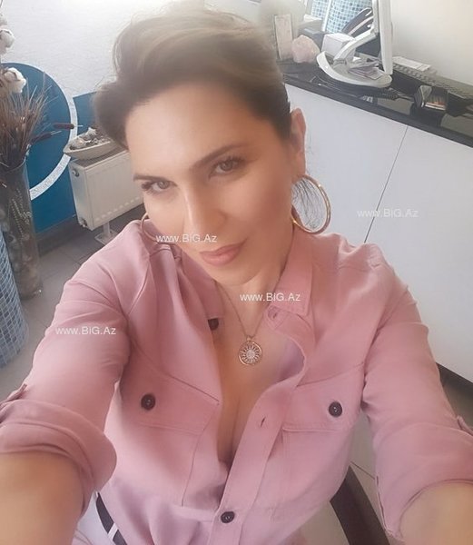 Son dəqiqə! Azərbaycanlı kişi müğənni cinsini dəyişib arvad oldu ! Əri də görün kimdir - FOTO