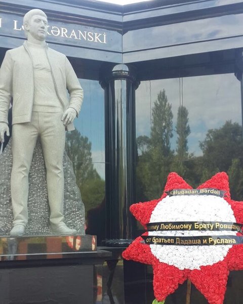 Lotu Qulinin dəhşətli tələbi: "Qadının həbsxanaya gəlməlidir..."