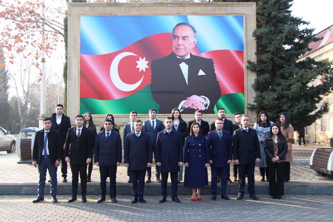 Yevlaxda 2 Fevral Gənclər günü münasibətilə "Ulu Öndər Heydər Əliyev və Azərbaycan gəncliyi" mövzusunda tədbir keçirilib