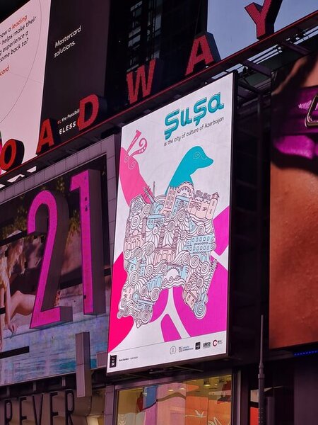 Azərbaycanlı dizaynerin "Şuşa" posteri Nyu-Yorkun məşhur MEYDANINDA - FOTO