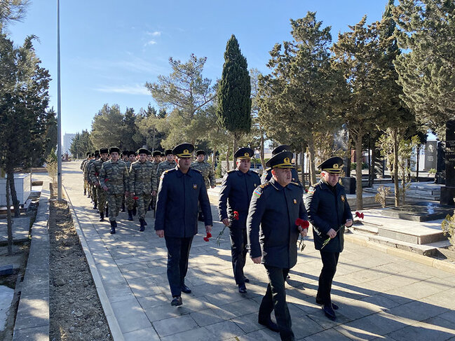 Mübariz İbrahimovun xatirəsi anıldı - FOTOLAR