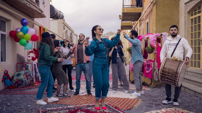 Zəminə Rəhimova: "Səs imkanlarımı, ondan istifadəni hələ də öyrənirəm" - MÜSAHİBƏ/FOTO