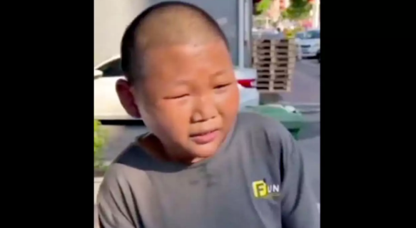 Uşaq kimi görünən 27 yaşlı kişi iş tapa bilmir - VİDEO