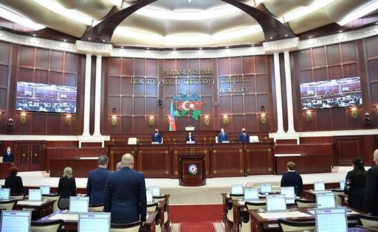 Milli Məclisin payız sessiyası bitdi
