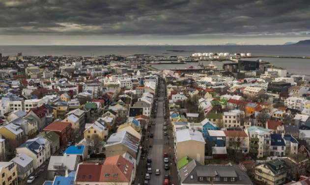 Sabiq baş nazir: "İsland dili yoxa çıxmaq təhlükəsi ilə üzləşib"
