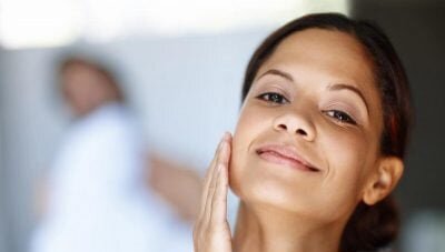 Dəri üçün vitaminlər: Dermatoloq hansını məsləhət görür?