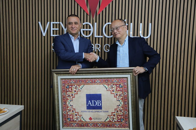 Asiya İnkişaf Bankının prezidenti "Veysəloğlu"nun Məhəmmədi Logistika Mərkəzi ilə tanış olub