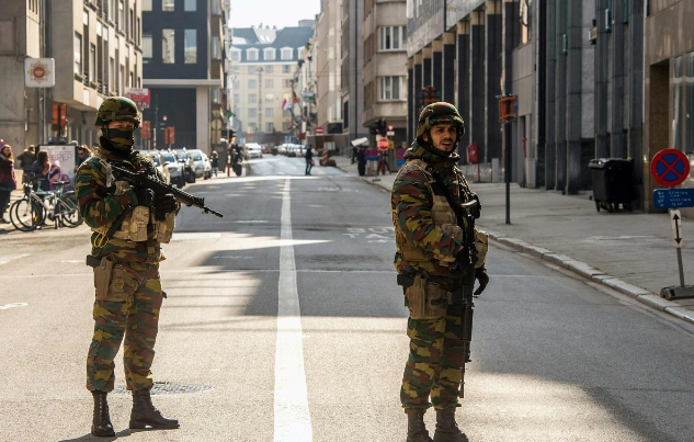 Belçika paytaxtına ordu yeridilə bilər