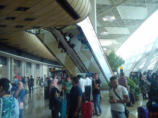 Azərbaycanda hər kəsin tanıdğı məşhur xanım ölkəni birdəfəlik tərk etdi