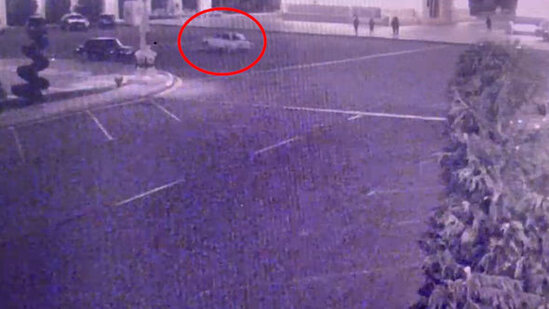 Səhər saatlarında VAZ-la avtoxuliqanlıq etdi - ANBAAN VİDEO