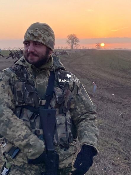 Azərbaycan Milli Qəhrəmanının qardaşı oğlu Ukraynada snayper kimi döyüşür - FOTO/VİDEO