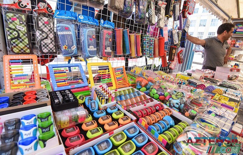 Məktəbli bazarlığı: keyfiyyət aşağı, qiymətlər baha... - Araşdırma