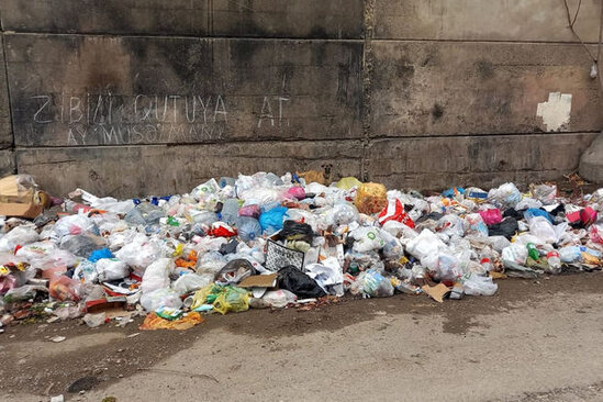 Xırdalan sakinlərinin illərdir bitməyən zibillik dərdi - FOTO/VİDEO