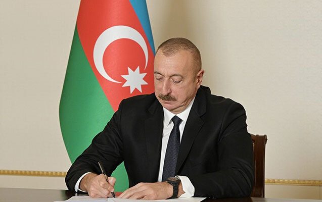 Dövlət işçilərinə maaş əlavələri və mükafatlar belə veriləcək - Prezidentdən Fərman