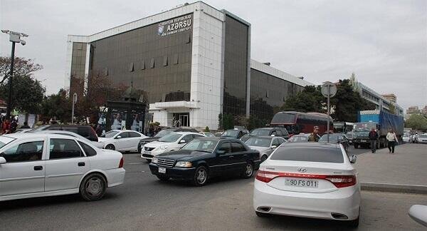 Çəkilən avtobus zolağı "manatlıq"ların işini ÇƏTİNƏ SALDI - VİDEO