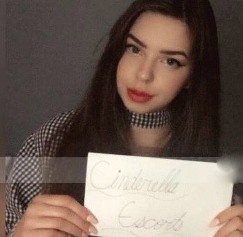 Bakirəliyini satdı, xəyallarına qovuşdu - FOTO