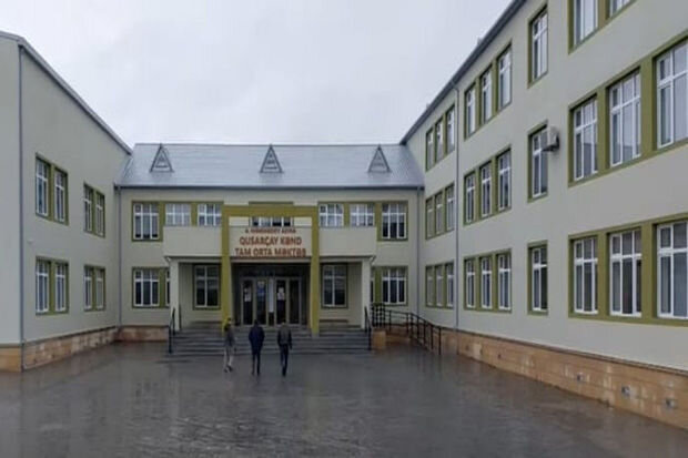 Şagirdə qarşı qeyri-etik hərəkət etdiyi iddia olunan müəllim və direktor işdən çıxarıldı - YENİLƏNİB