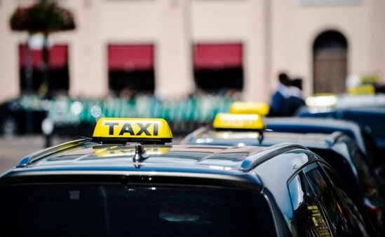 Taksi sürücülərinin vaksin pasportu belə yoxlanılacaq - Rəsmi