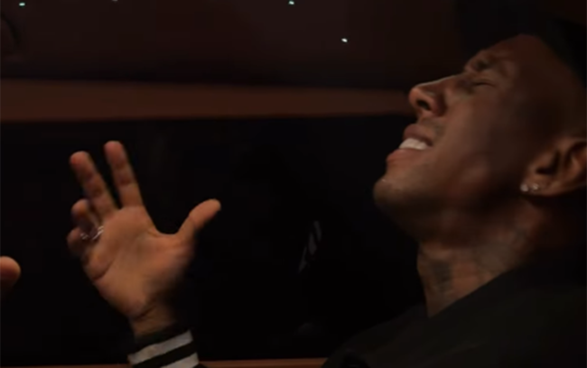 Taliska Sezen Aksunun mahnısını oxudu - Video