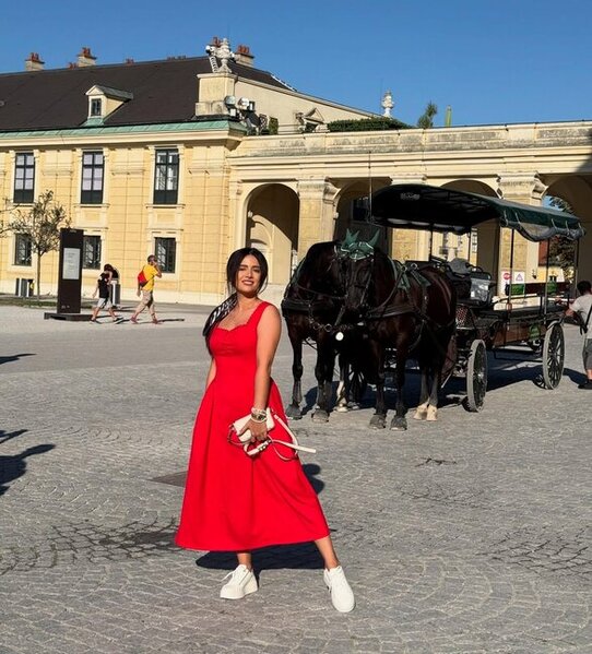 "11 ayda qazandığımı 2 həftədə xərclədim"