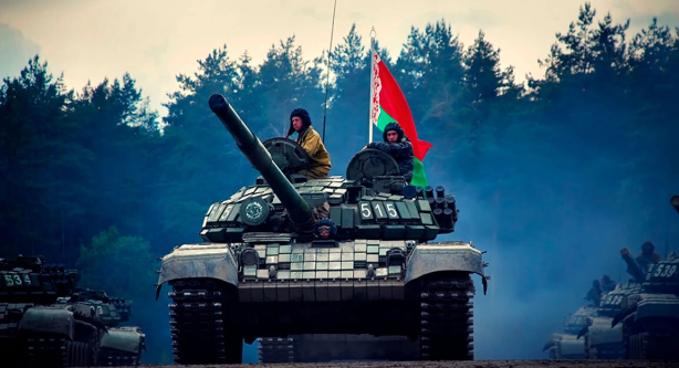 Belarus tankları Ukrayna sərhədində toplanır