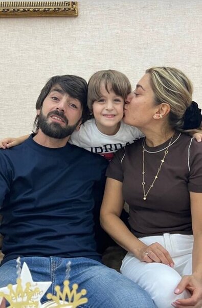 Elşad Xose xanımı ilə - Foto