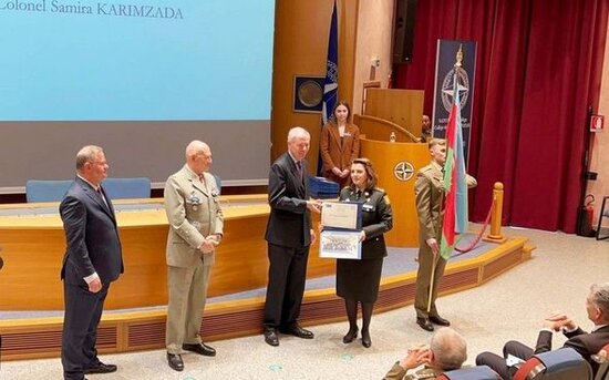 İlk dəfə azərbaycanlı qadın hərbi qulluqçu NATO-nun yüksəkixtisaslı kursunu bitirib - FOTO