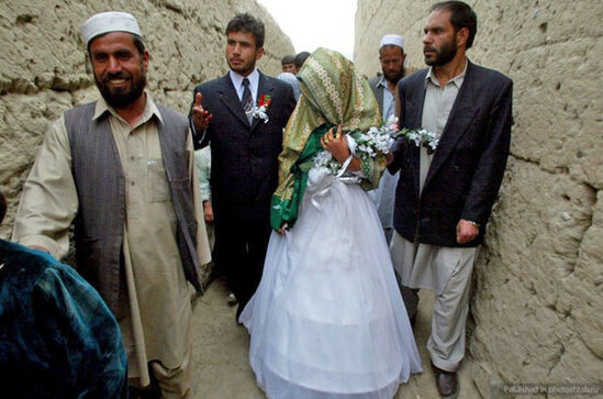 UNICEF Əfqanıstanda uşaq nikahlarının sayının artması barədə xəbərdarlıq edib