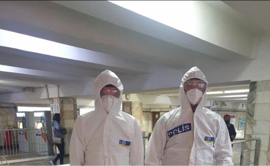 Metroda koronavirus xəstəsi SAXLANILDI - FOTO