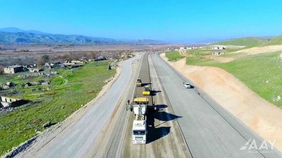 Xudafərin-Qubadlı-Laçın avtomobil yolunun asfaltlanmasına başlanılıb - FOTO