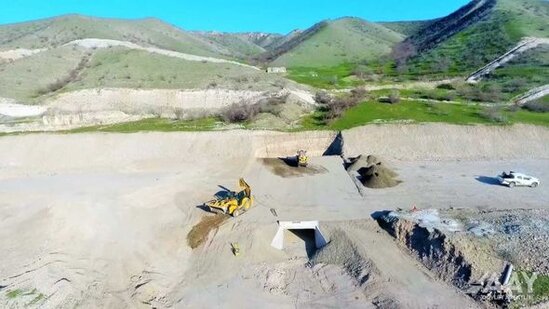 Xudafərin-Qubadlı-Laçın avtomobil yolunun asfaltlanmasına başlanılıb - FOTO