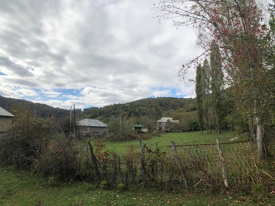 Qəbələ rayon Vəndam kəndində torpaq sahəsi satılır!