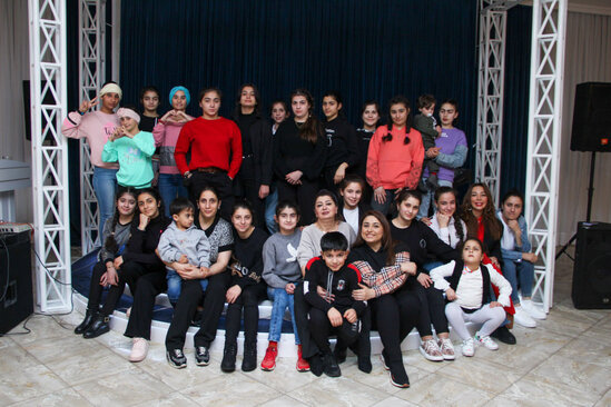 Onlar sığınacaqdakı uşaqları sevindirdilər - FOTOLAR