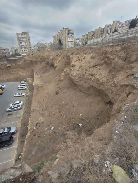 Bakıda təhlükəli vəziyyət: Məktəblilər risk altındadır - FOTO