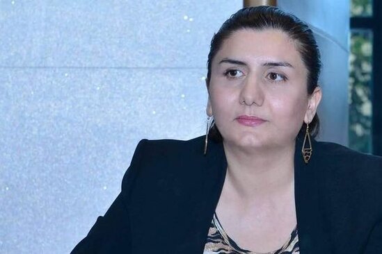 İki həftə əvvəl təyin edilən mətbuat katibi işdən çıxdı