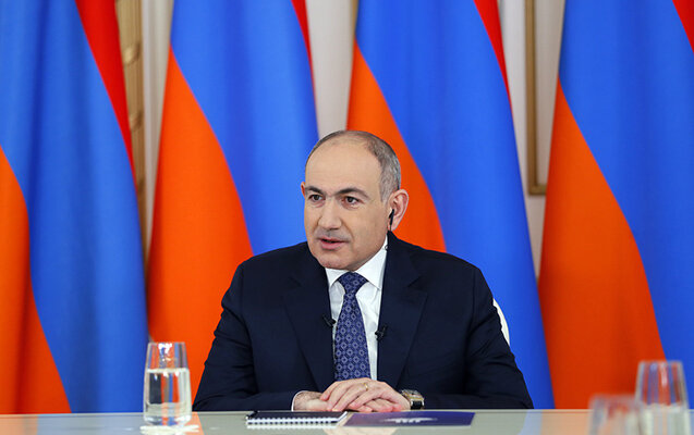 Paşinyan da Danimarkaya getdi