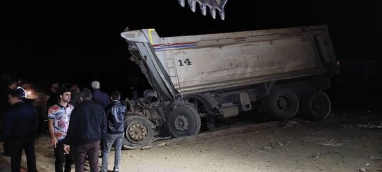 Azərbaycanda dəhşətli QƏZA: Yük maşınları toqquşdu, ölənlər var - TƏFƏRRÜAT - YENİLƏNİB + FOTO