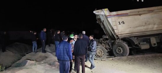 Azərbaycanda dəhşətli QƏZA: Yük maşınları toqquşdu, ölənlər var - TƏFƏRRÜAT - YENİLƏNİB + FOTO