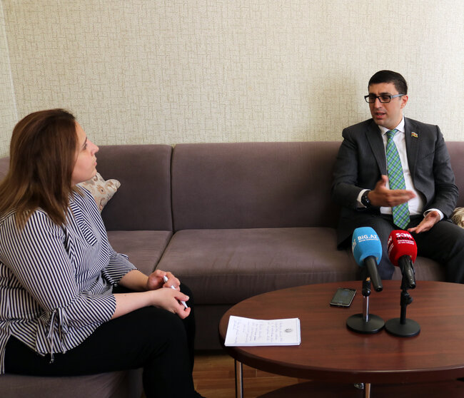 "Məsuliyyətli şəxs cərimə haqqında yox, ilk öncə özünün və doğmalarının sağlamlığı haqqında düşünür"-Deputatla MÜSAHİBƏ