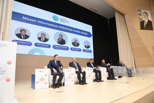 Bakıda "Media savadlılığı" konfransı keçirilib
