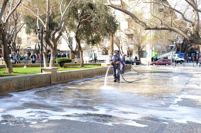 Bu gün Bakının 545 küçəsi yuyuldu