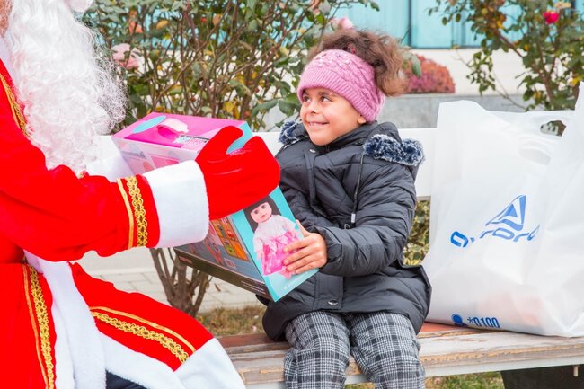 Avrora Qrup Yeni İl ərəfəsində "ASAN Məktub"la uşaqların arzularını reallaşdırıb - FOTO/VİDEO
