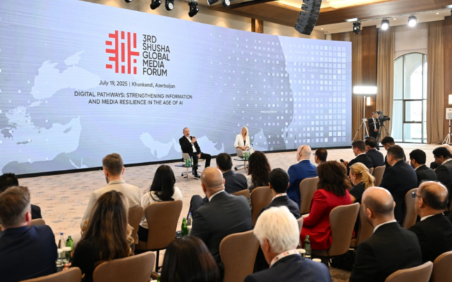 İlham Əliyevin III Şuşa Qlobal Media Forumunun iştirakçıları ilə görüşü keçirilib - YENİLƏNİB+VİDEO