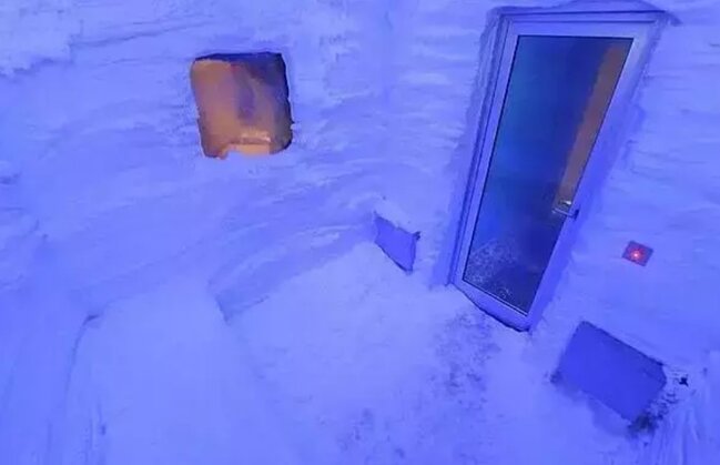 Dünyanın ən bahalı evidir, divarlarından qar da yağır - Fotolar