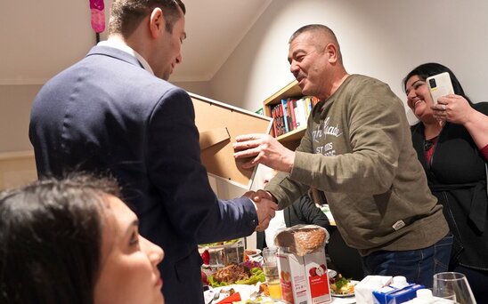 Avstriyada yaşayan Qarabağ qazisi və türk iş adamı təltif olunub