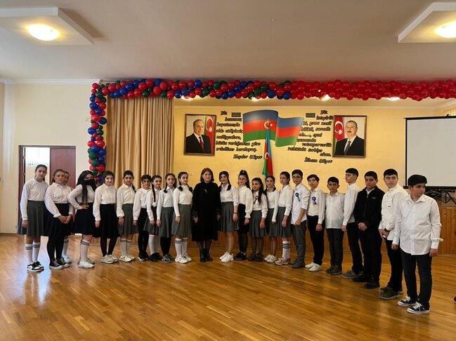 157 saylı məktəbdə Ana Dilimizə həsr olunan tədbir keçirilib - FOTOLAR