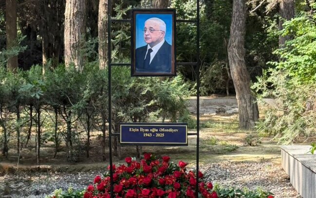 Zamanı sözlə danışdıran yazıçı - Elçinin xatirəsi anılıb