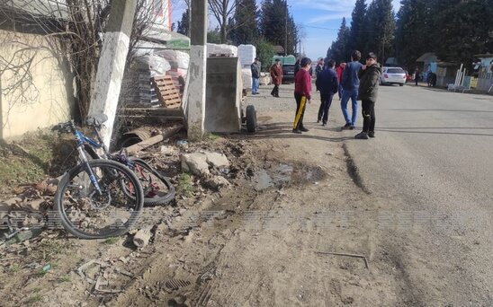 Lənkəranda avtomobil yeniyetmə velosipedçini vurub